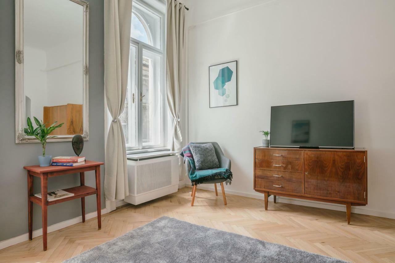 City Park Rest Apartment With Air Condition Budapest Exterior photo